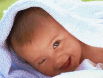 Bebé a sorrir - Postal de Crianças 