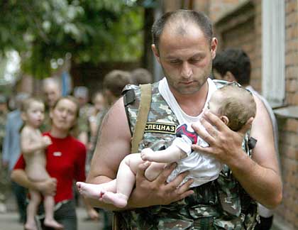 SETEMBRO 2004 / Beslan