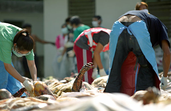 DEZEMBRO 2004 / Tsunami